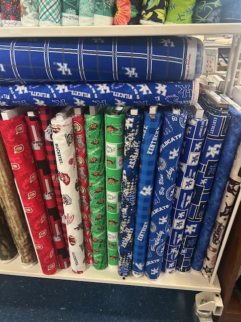 Arts and crafts supplies